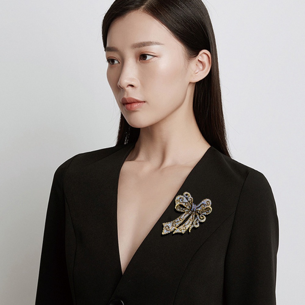 Formal Wear Jewelry For Women - Vintage Bow-Shaped Brooch, Elegant Rhinestone-Embellished Jewelry